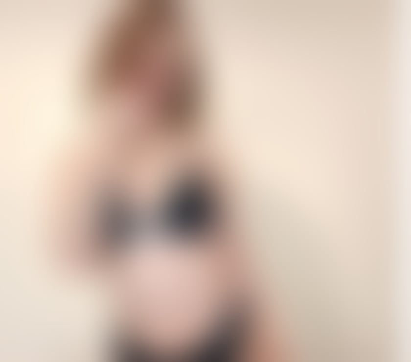 Escorts Surrey Guildford - Photos for Hello Melina New in City 😘