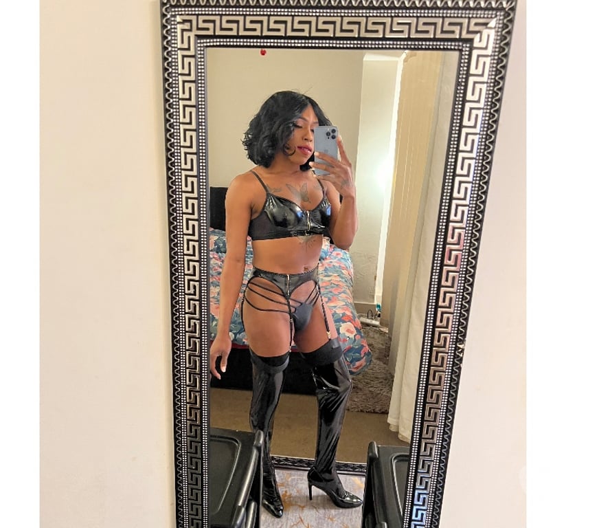 Trans Escorts North London Enfield - Photos for Ts,Cassandra hot 🔥 Big