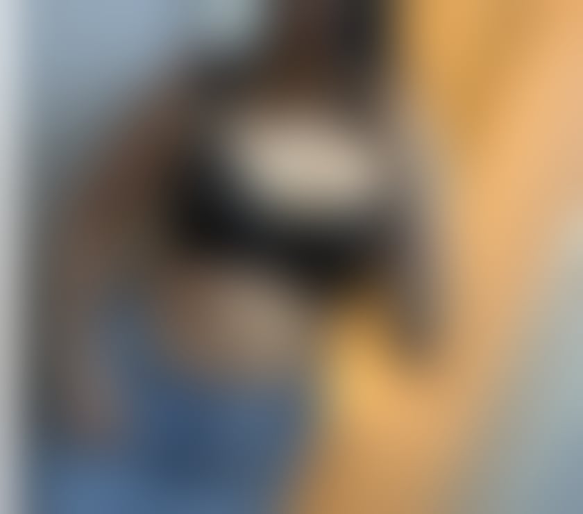 Escorts Derbyshire Derby - Photos for Party-loving Brazilian Liz