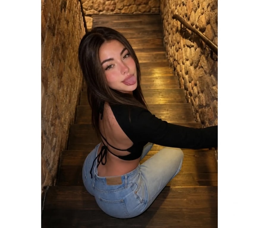 Escorts West London Hounslow - Photos for 🇧🇷 Penelope 🔞 Brazilian for a short time in TW14