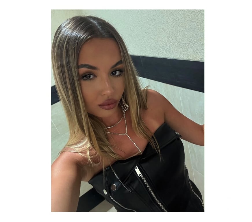 Escorts West Sussex Crawley - Photos for Monikaa New in Town ❤️ BEST OWO! PIC 100%