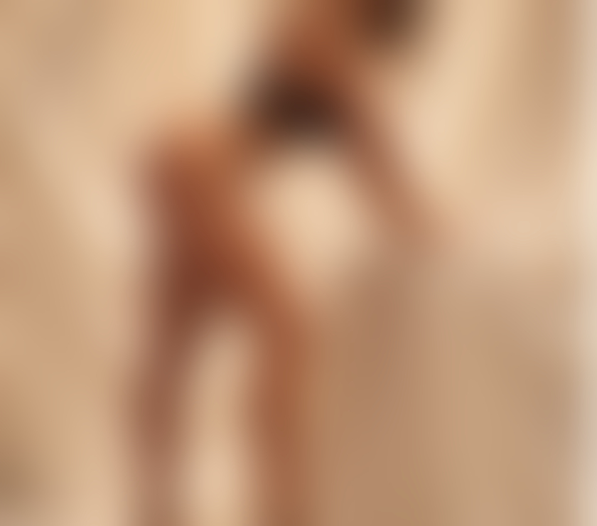 Escorts East London Canary Wharf - East London - Photos for LATINA SEXY🔞 ⚜️ SERVICES⚜️in CANARY