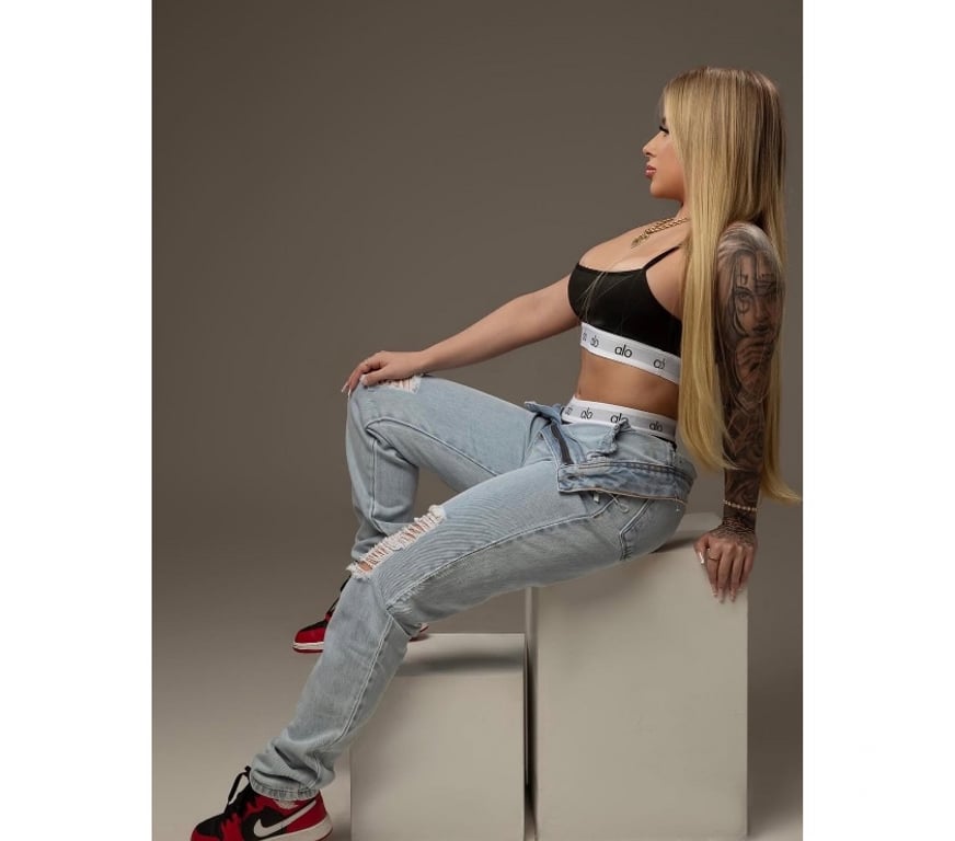 Escorts Aberdeen Aberdeen City Centre - Aberdeen - Photos for Blonde brazilian 😍😍 party