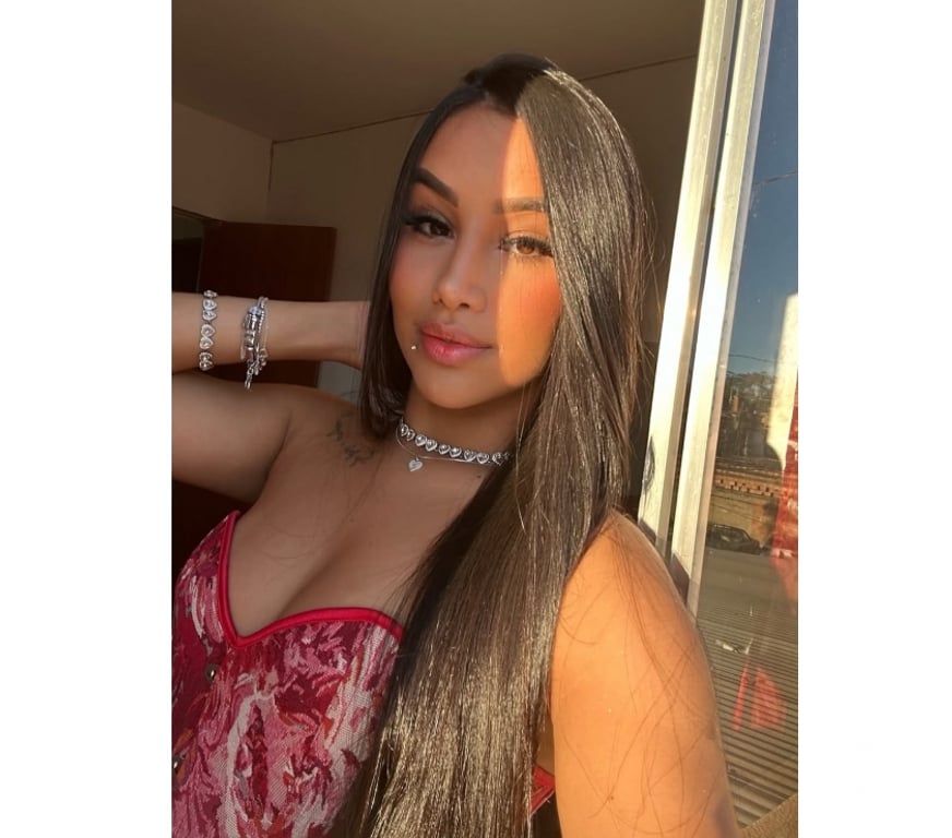 Escorts Bedfordshire Luton - Photos for Brazilian brunette Beauty🔥🤤