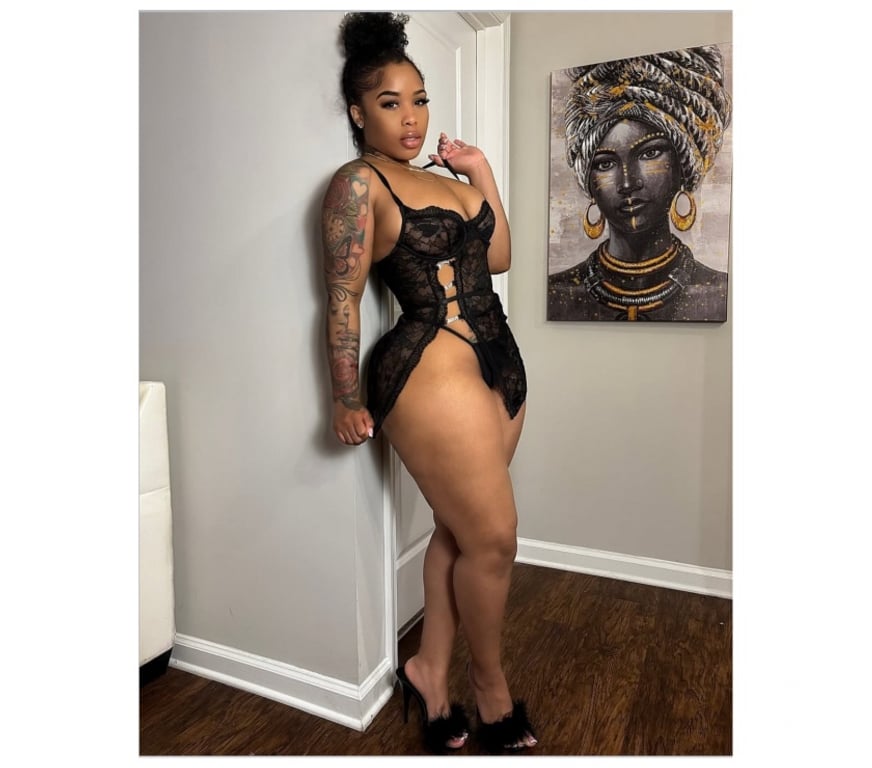 Escorts West Midlands Birmingham - Photos for BOMBOSHELL Just arrive Birmingham-Friendly & Reliable