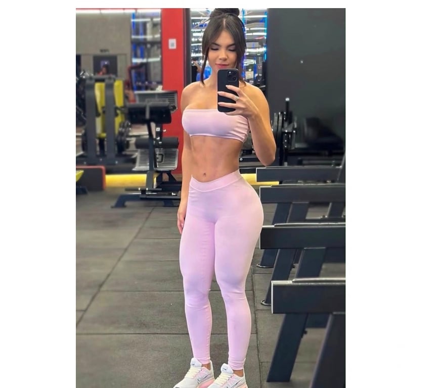 Escorts Surrey Runnymede - Photos for MAYA - GFE AND PARTY 🔞🍑❤️