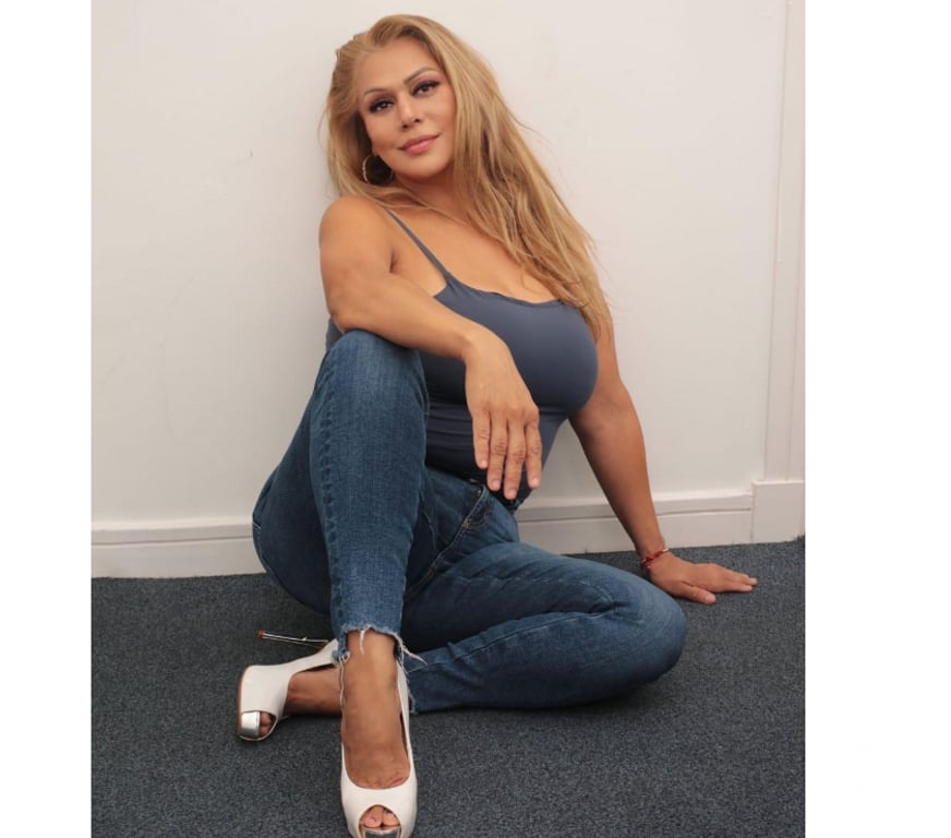 Escorts Cheshire West and Chester Chester - Cheshire West and Chester - Photos for HOT Fun Loving Latina Lola! 🎉PARTY🎉🫦
