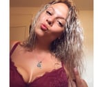 Caerphilly Town Centre - Caerphilly - Wales — Bubbly blonde looking for fun with you