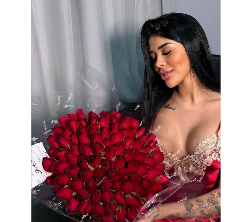 Escorts Suffolk Ipswich - Photos for Lays Brunette🍑 💯Real big ass and Bobs😮‍💨