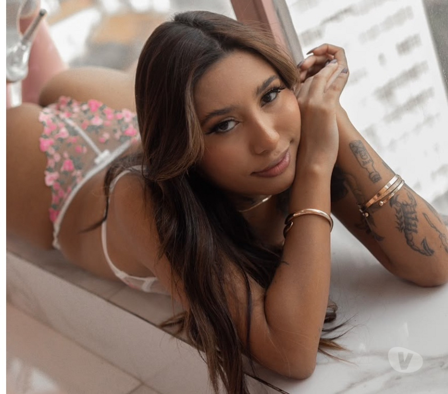 Escorts East London Gants Hill Station - East London - Photos for 🔅 Tanned Natural Beauty Brazilian Party Girl Anitta 🔅