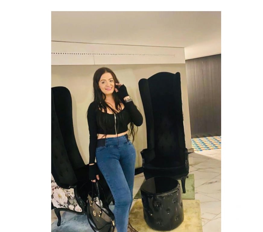 Escorts West Sussex Crawley - Photos for Super beauty Sarah just to Friday Three Bridges Crawley