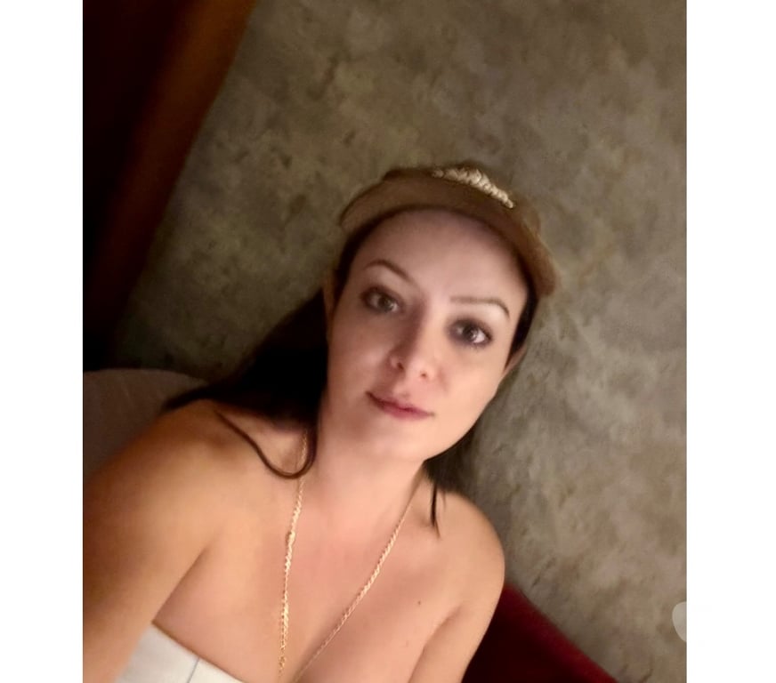 Escorts West Sussex Crawley - Photos for Super beauty Sarah just to Friday Three Bridges Crawley