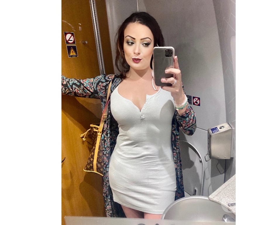 Escorts West Sussex Crawley - Photos for Super beauty Sarah just to Friday Three Bridges Crawley