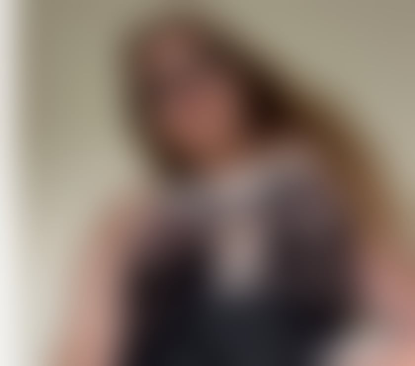 Escorts South East London Croydon - Photos for 🇬🇧Birmingham Born Minnie First Week Ever😘
