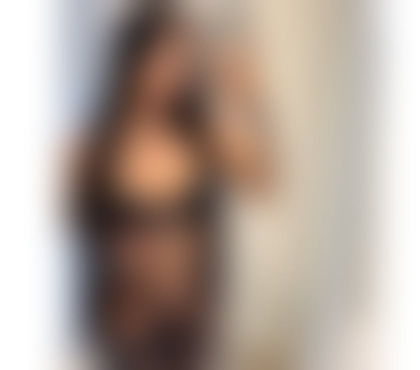 Escorts Buckinghamshire Milton Keynes - Photos for SARA PARTY GIRL GFE