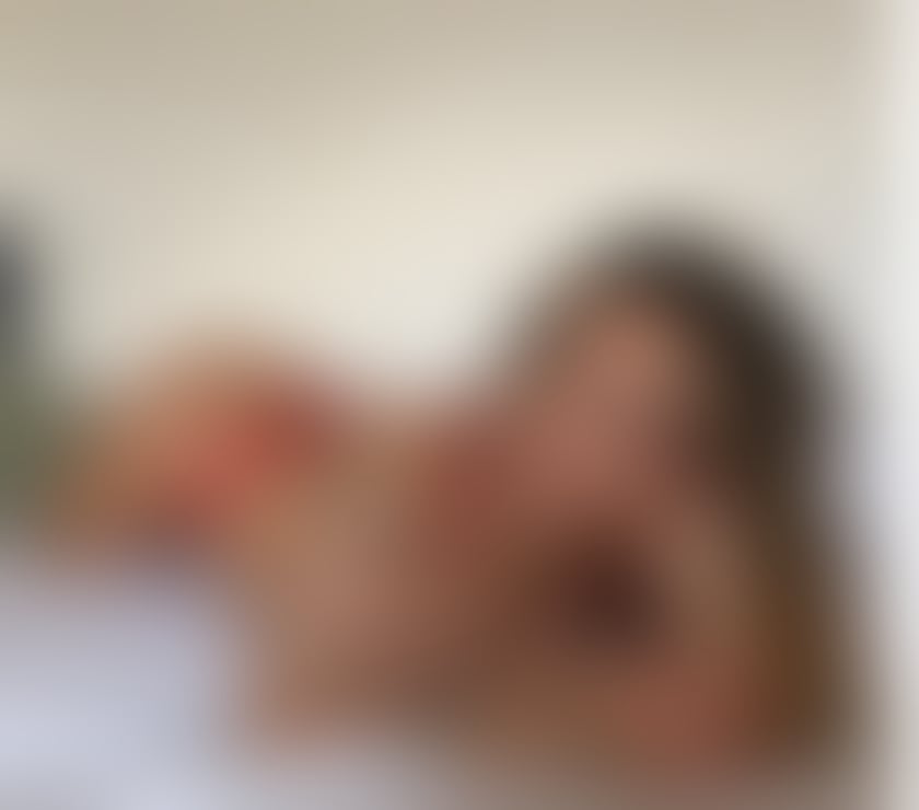 Escorts Buckinghamshire Milton Keynes - Photos for Emily Natural body