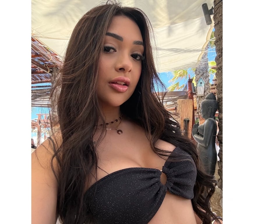 Escorts West Midlands Birmingham - Photos for Luna - Elegant High-End Hostess