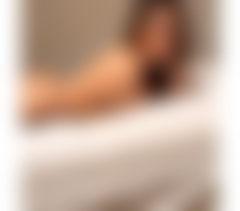 Canary Wharf - East London — HOT LATINA 🇨🇴 BAD MAMACITA