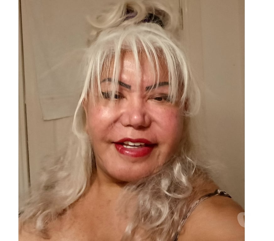 Escorts Kent Medway - Kent - Photos for Sexy colombians mature trans