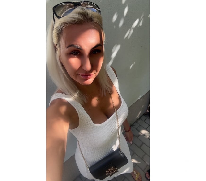 Escorts South West London Earls Court - South West London - Photos for 💯REAL FOTOS 😜AMY PARTY GIRL ♥️🥳