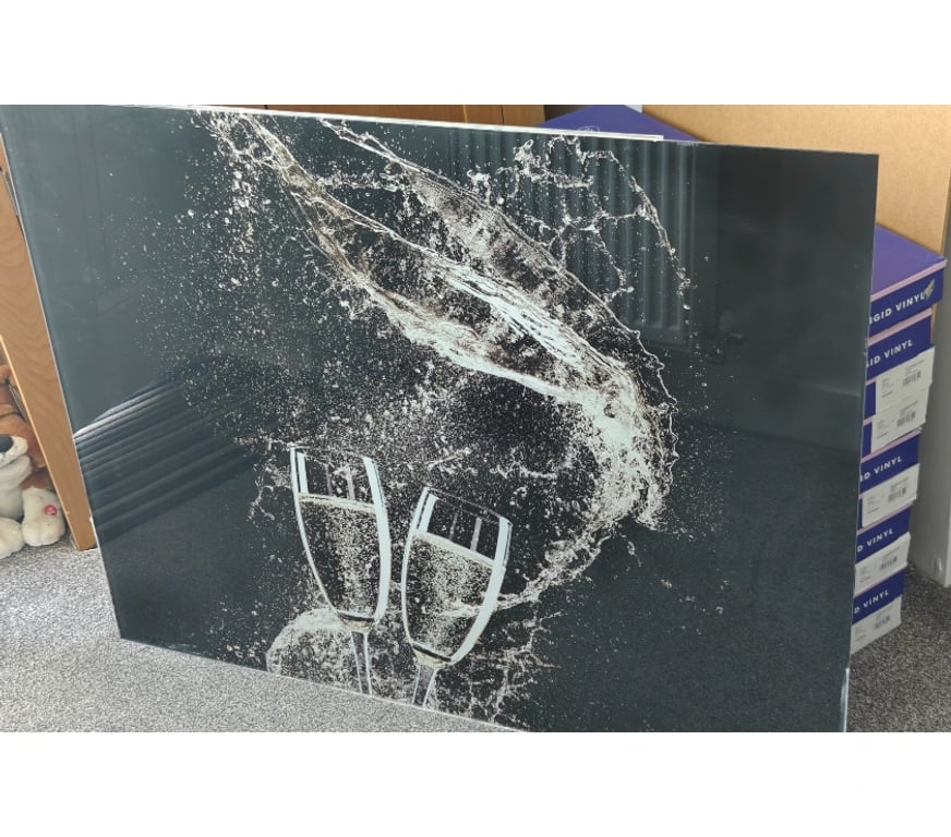 Miscellaneous Staffordshire Stafford - Photos for Modern Glass 'Champagne' Splashback 77x99cm