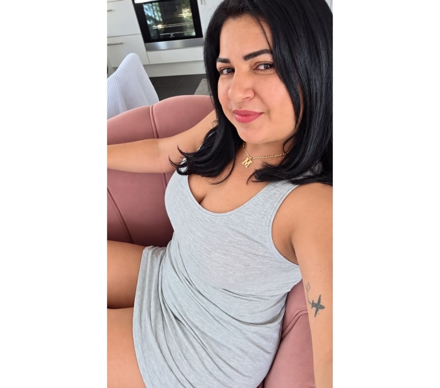 Escorts Cardiff Cardiff City Centre - Cardiff - Photos for Julie GFE NAUGHTY brazilian🇧🇷🇧🇷