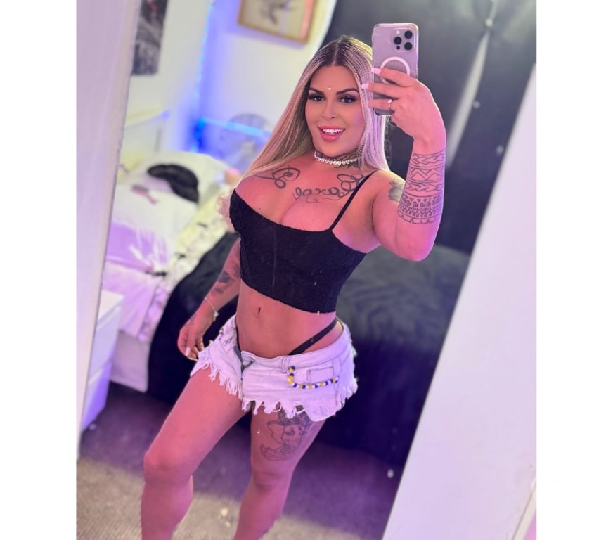 Trans Escorts Buckinghamshire Milton Keynes - Photos for Rafaella for a few days in Mk 😈😏💦😏