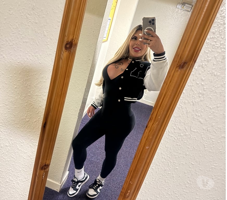 Trans Escorts Buckinghamshire Milton Keynes - Photos for Rafaella for a few days in Mk 😈😏💦😏