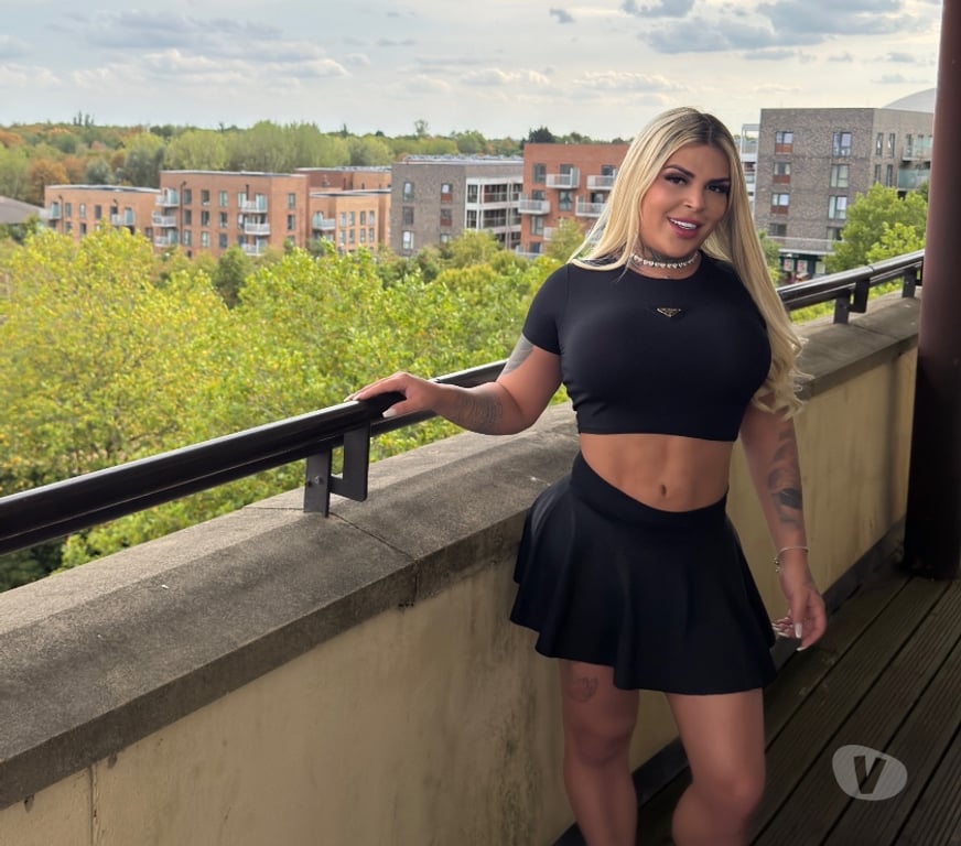 Trans Escorts Buckinghamshire Milton Keynes - Photos for Rafaella for a few days in Mk 😈😏💦😏