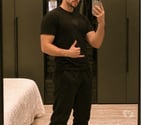 Brazilian boy available discreet and hung 💦👅🔥