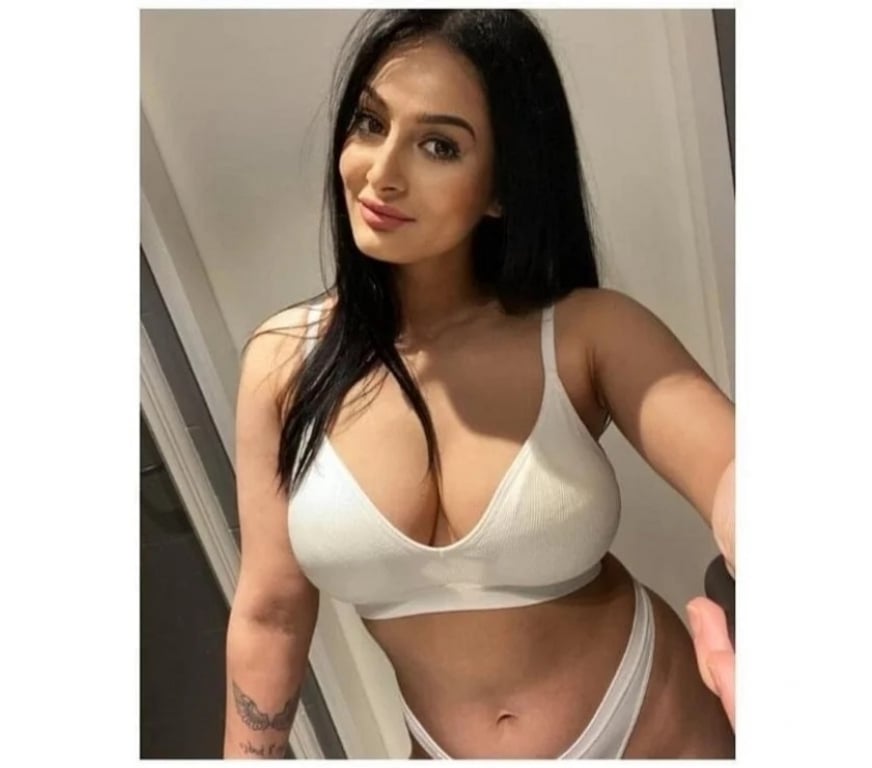 Escorts Derbyshire Chesterfield - Photos for Kelly new party girl just outcall