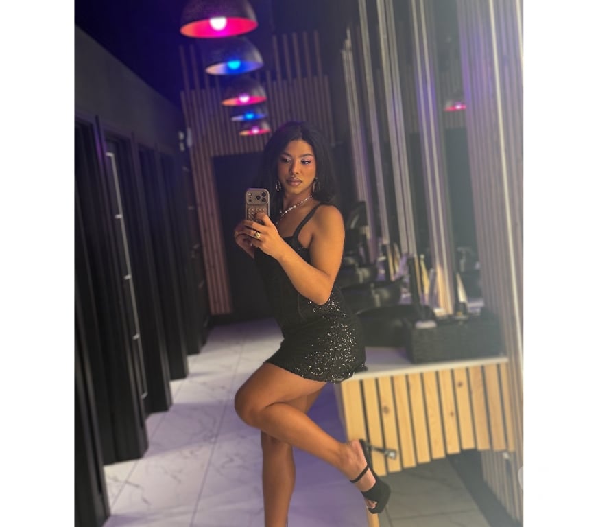 Trans Escorts West Midlands Wolverhampton - Photos for Rosa Short Petite and freaky