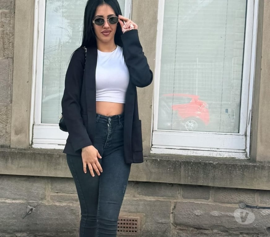 Escorts Merseyside Liverpool - Photos for 100%reall pics nice and warm girl hot and sexy come see me!