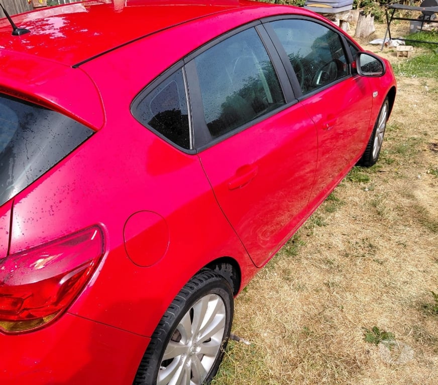 used cars for sale West Yorkshire Wakefield - Photos for Vauxhall Astra – £880 – MOT Until March 2027