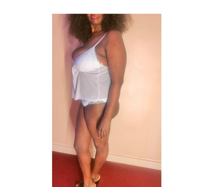 Escorts South West London Kingston upon Thames - Photos for Elsie Ebony your personal service and GFE in New Malden