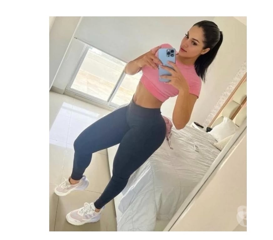 Escorts South West London Tooting Bec Station - South West London - Photos for Luna hot sexy girls 🔥