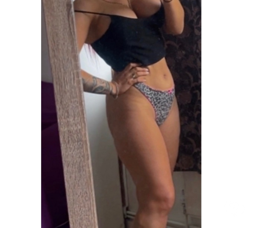 Escorts South West London Kingston upon Thames - Photos for Party girl 🎉 outcall around you