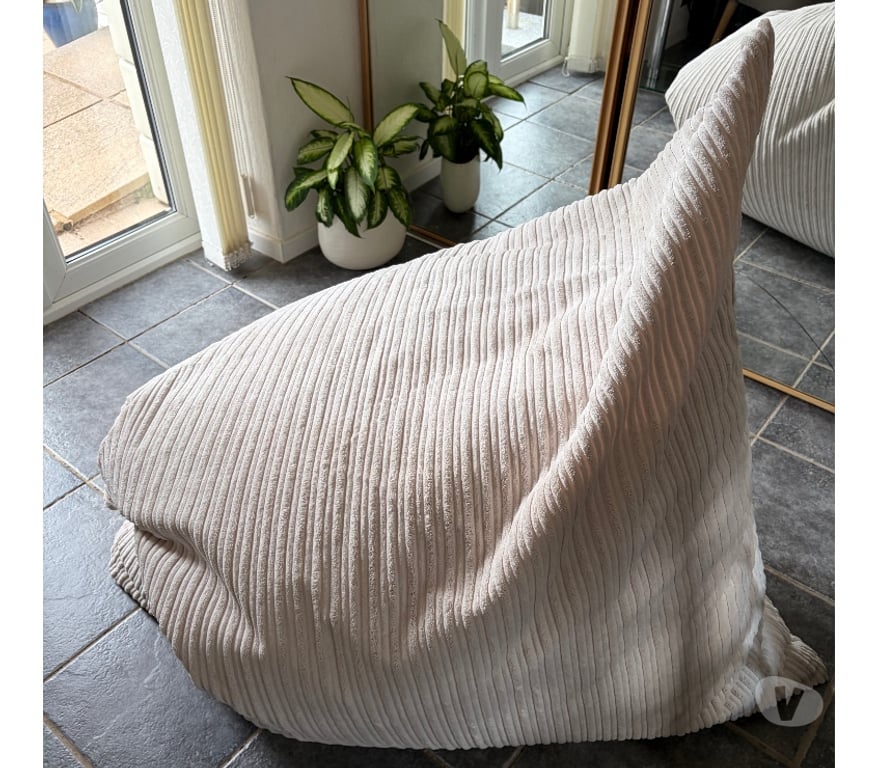 Furniture Devon Torbay - Photos for XL Bean Bag in Corded Ivory by Big Bertha - Loungepug