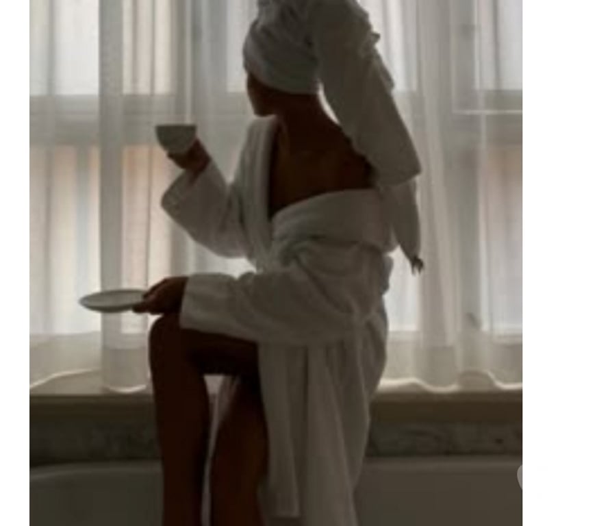 Escorts Cheshire East Crewe - Cheshire East - Photos for OUT CALL &PARTY IN TOWN!!