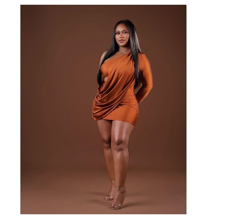 Croydon Town Centre - Croydon — Karine sexy and hot latín chocolate best party🥳