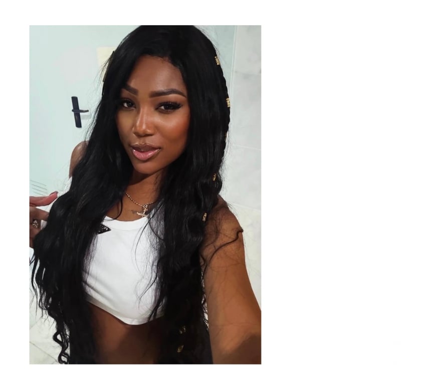 Escorts South East London Croydon - Photos for Karine sexy and hot latín chocolate best party🥳