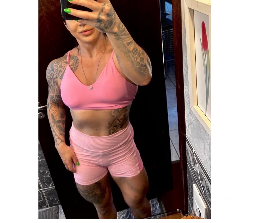 Escorts Glasgow Cowcaddens - Glasgow - Photos for Muscular Brazilian woman and bodybuilder 🔥😈