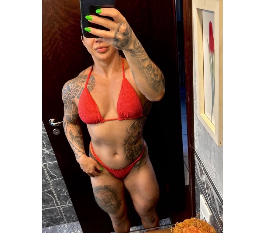 Escorts Glasgow Cowcaddens - Glasgow - Photos for Muscular Brazilian woman and bodybuilder 🔥😈