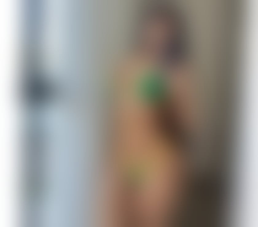 Escorts East London Havering - Photos for domination and the fulfillment of their desires