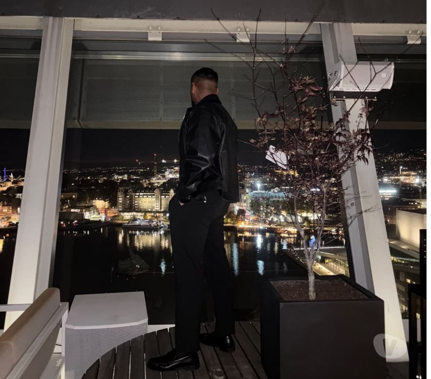 Escorts East London Aldgate Station - East London - Photos for Mr Sophisticated