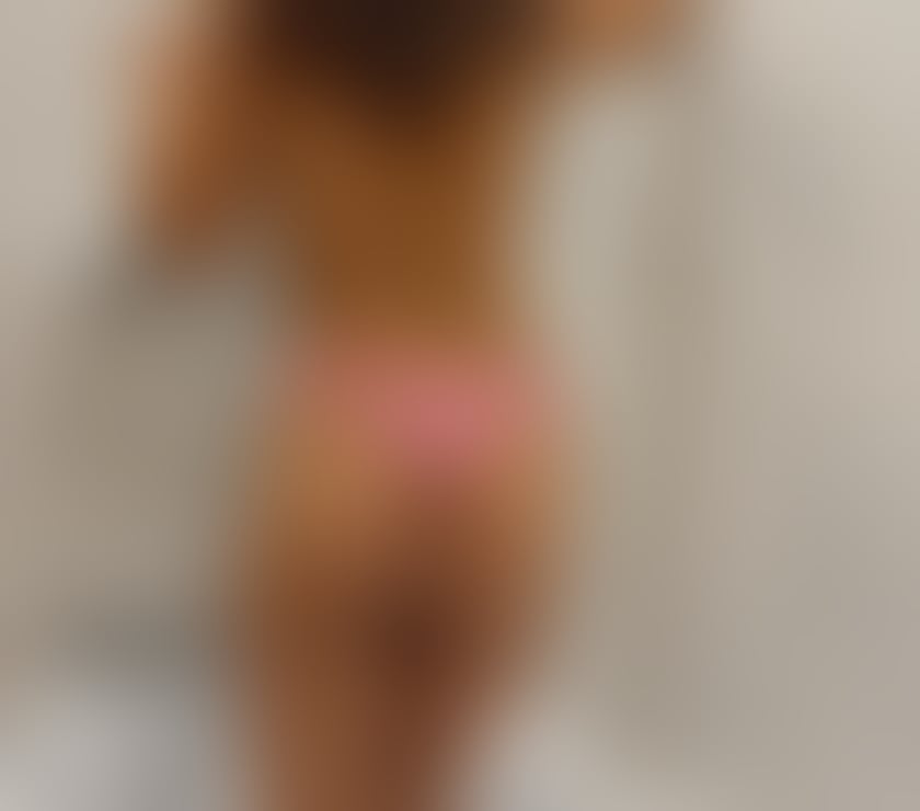 Escorts Cornwall Coombe (St. Austell) - Cornwall - Photos for Outcall only cash on arrival party 🥳