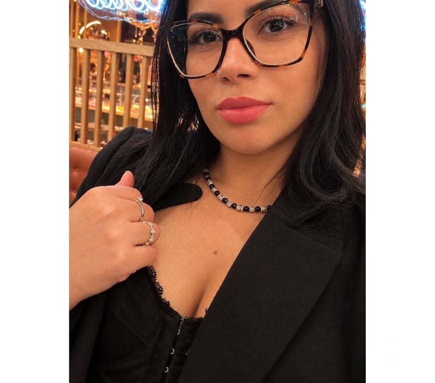 Full body massage North West London Neasden - North West London - Photos for Sophia villar brazilian on