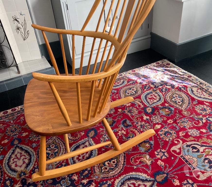 Furniture Essex Brentwood - Photos for Ercol rocking chair