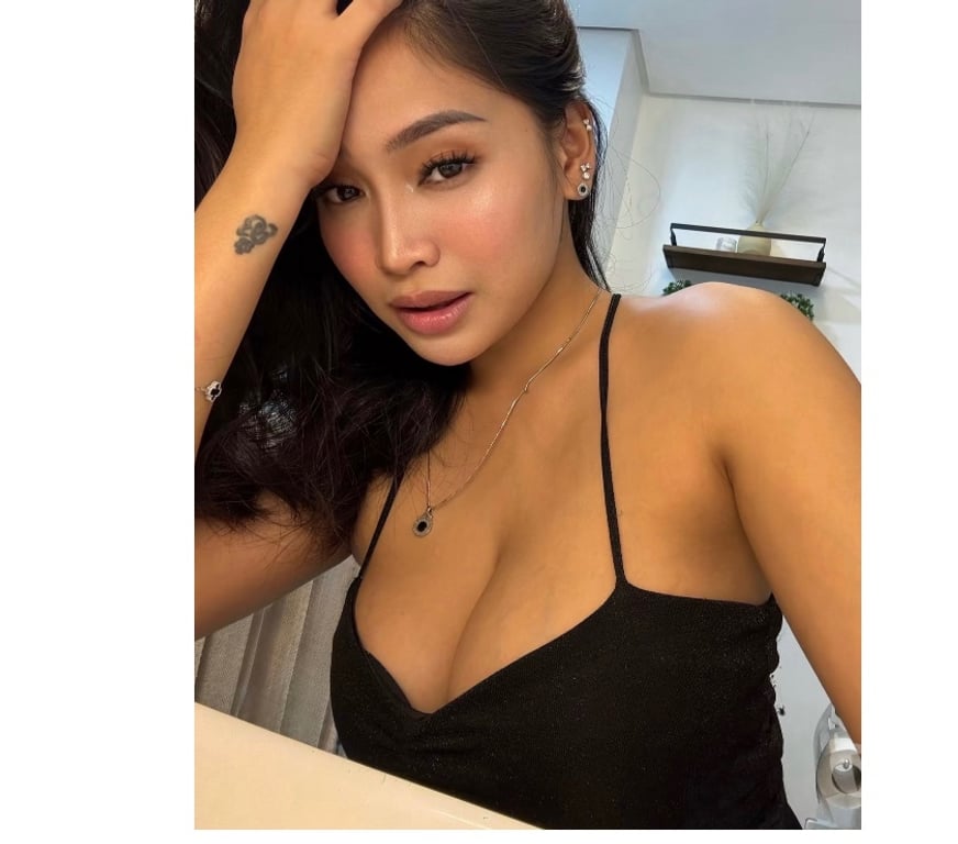 Escorts Buckinghamshire Milton Keynes - Photos for New Asian Beauty sweet 2 Girls