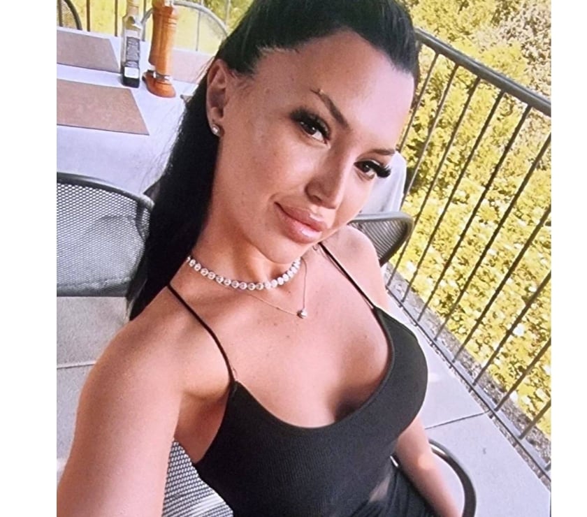 Guildford Town Centre - Guildford — ❤️OUTCALL IN GUILDFORD ❤️2 GIRLS 👭GFE❤️